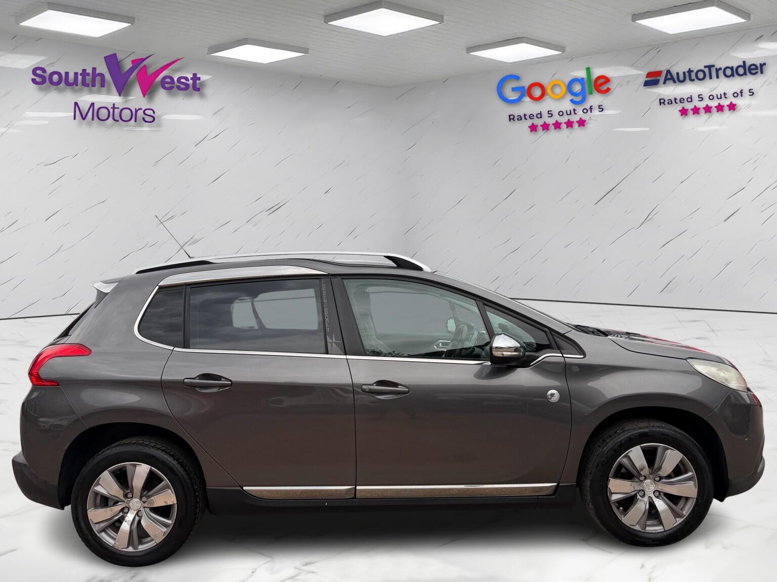 Peugeot 2008 view 3