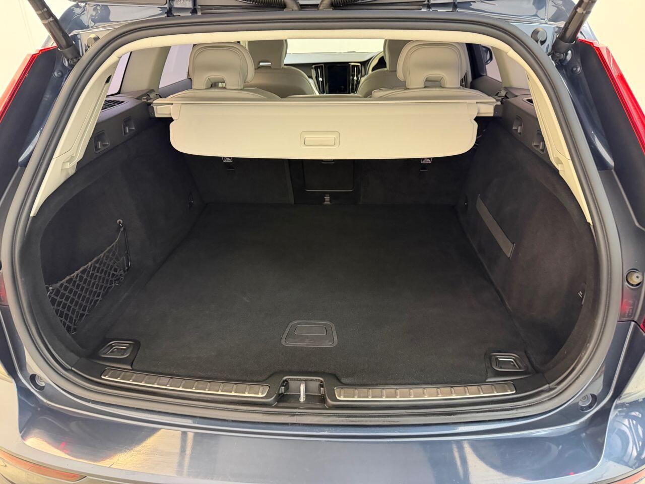 Volvo V60 view 36