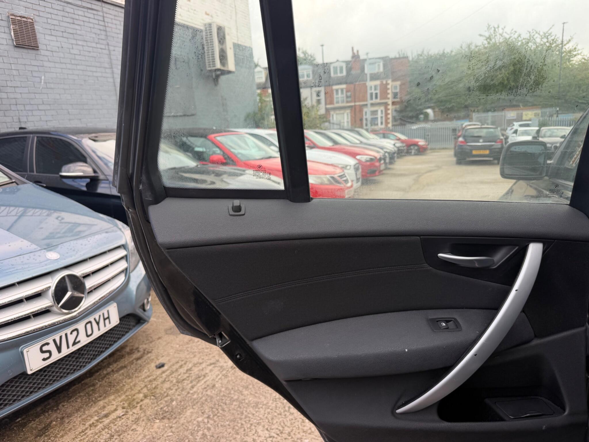BMW X3 view 25