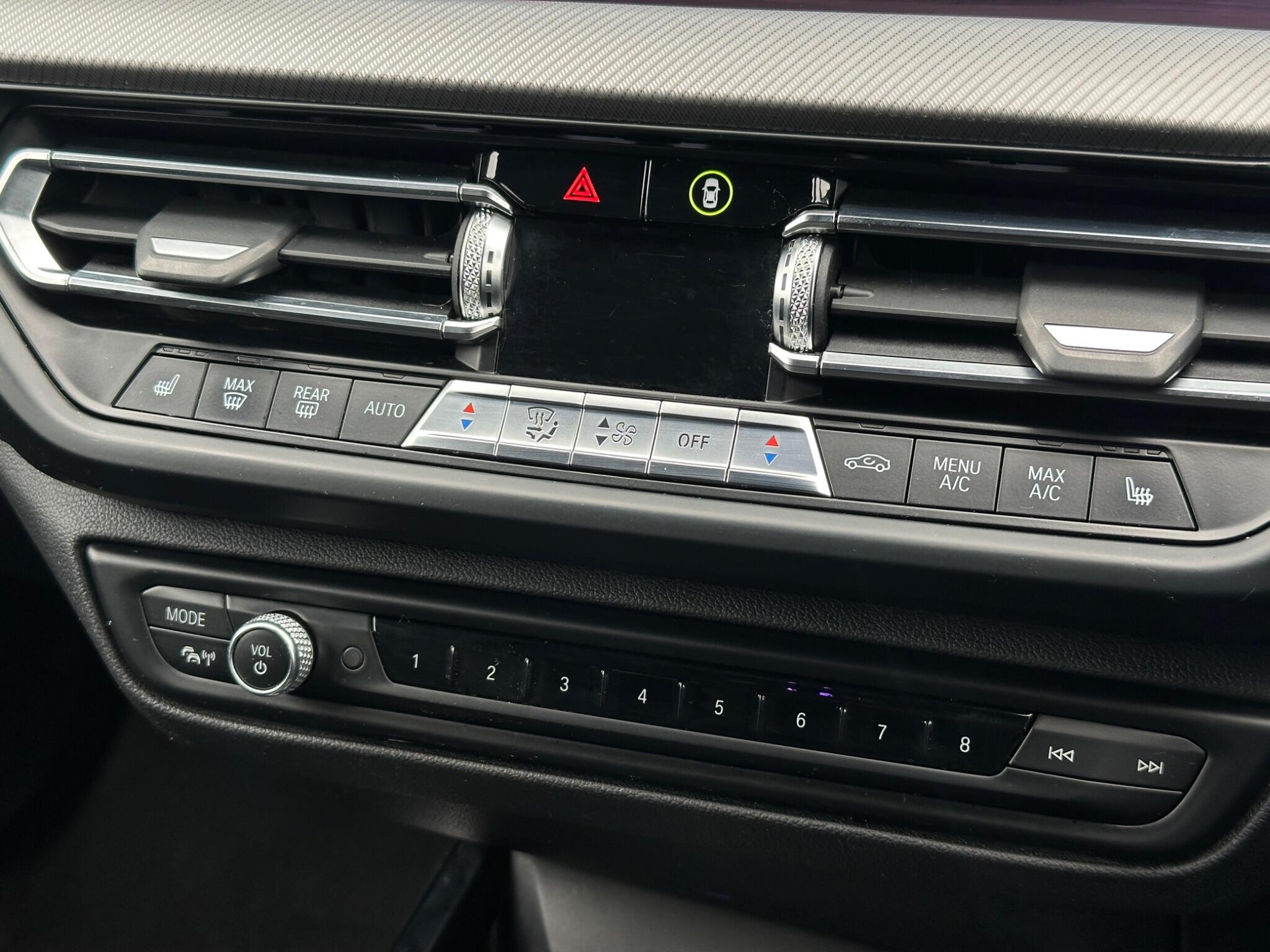 BMW 1 Series view 40