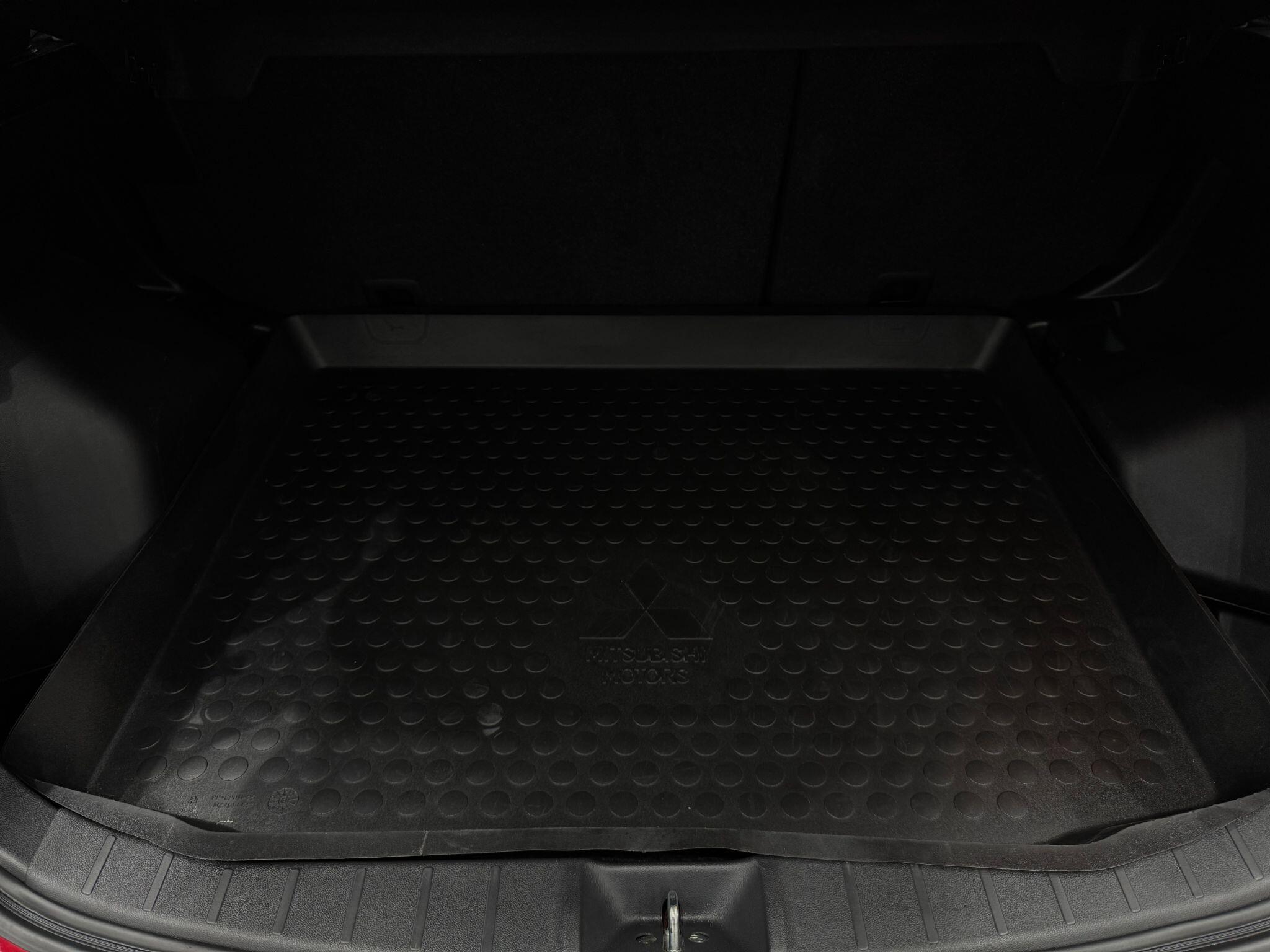 Mitsubishi Asx view 57