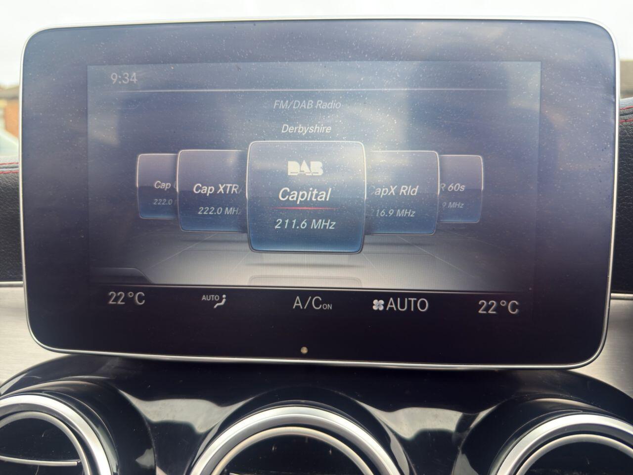 Mercedes-Benz C Class view 34