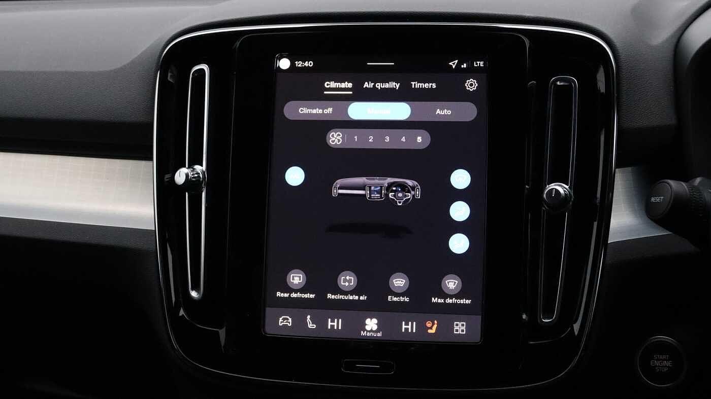 Volvo XC40 view 39