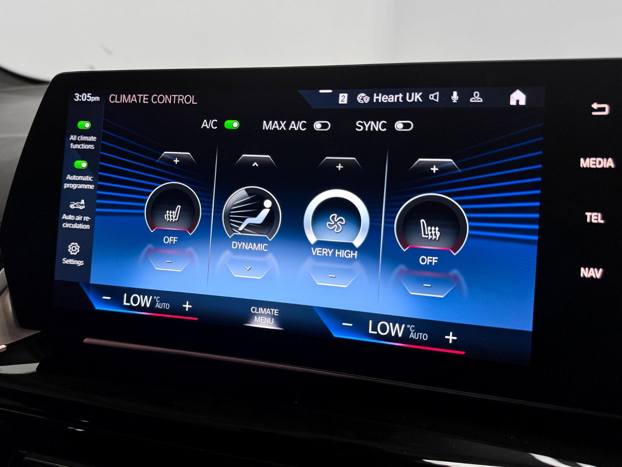 BMW 2 Series Active Tourer view 35
