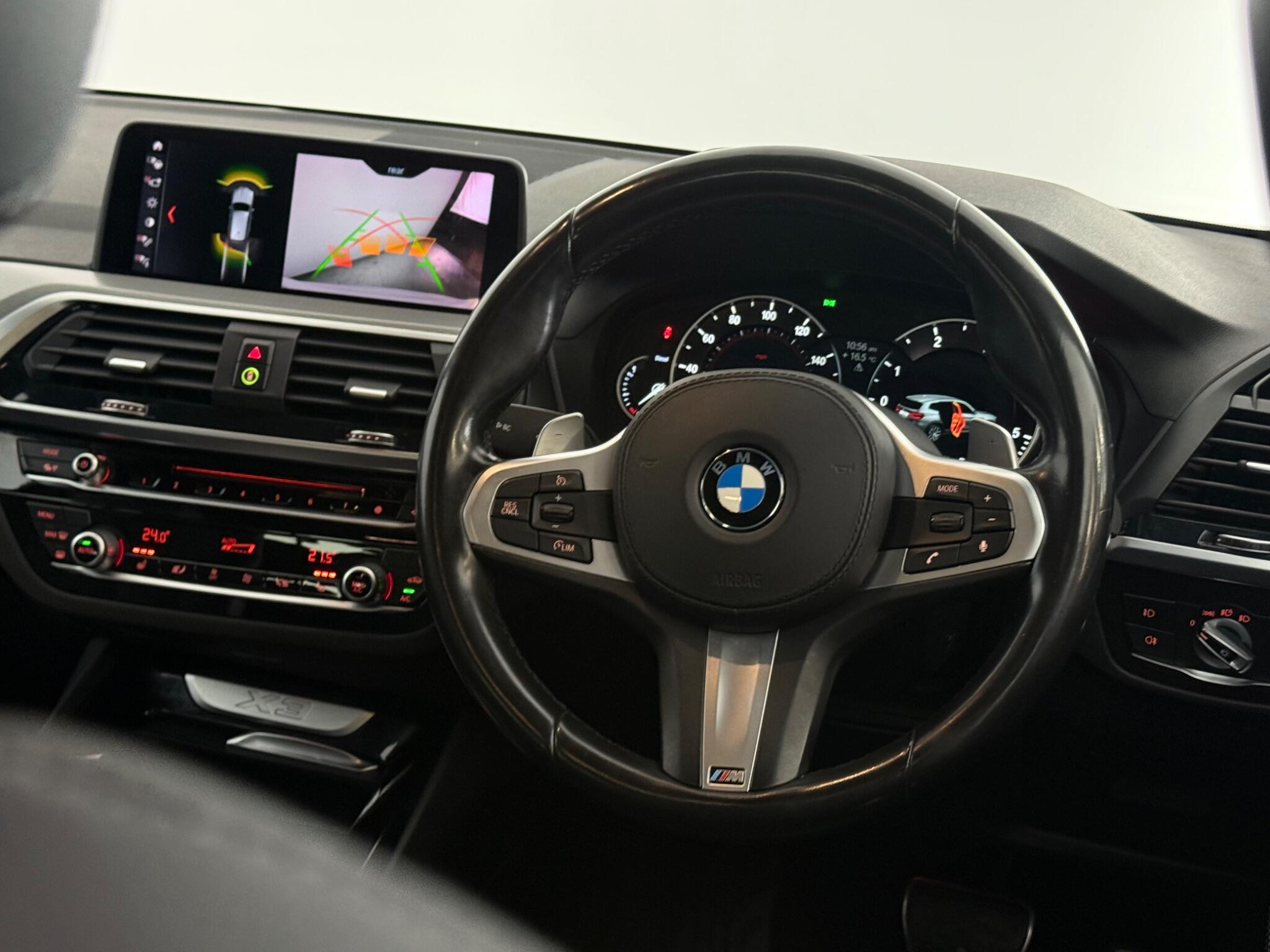 BMW X3 view 14