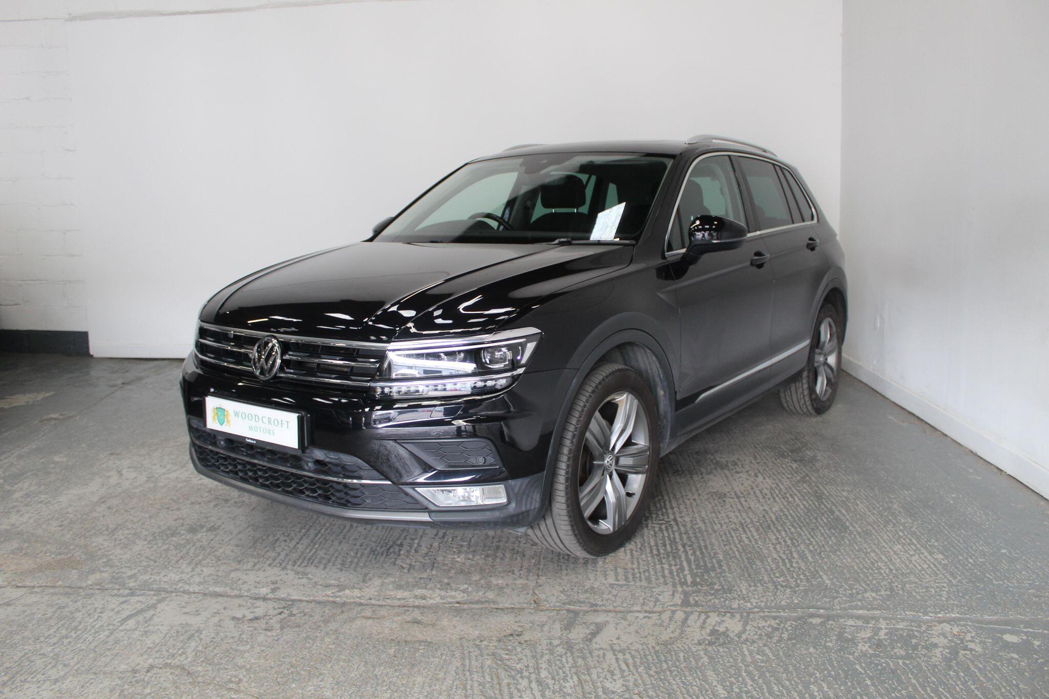 Volkswagen Tiguan view 2