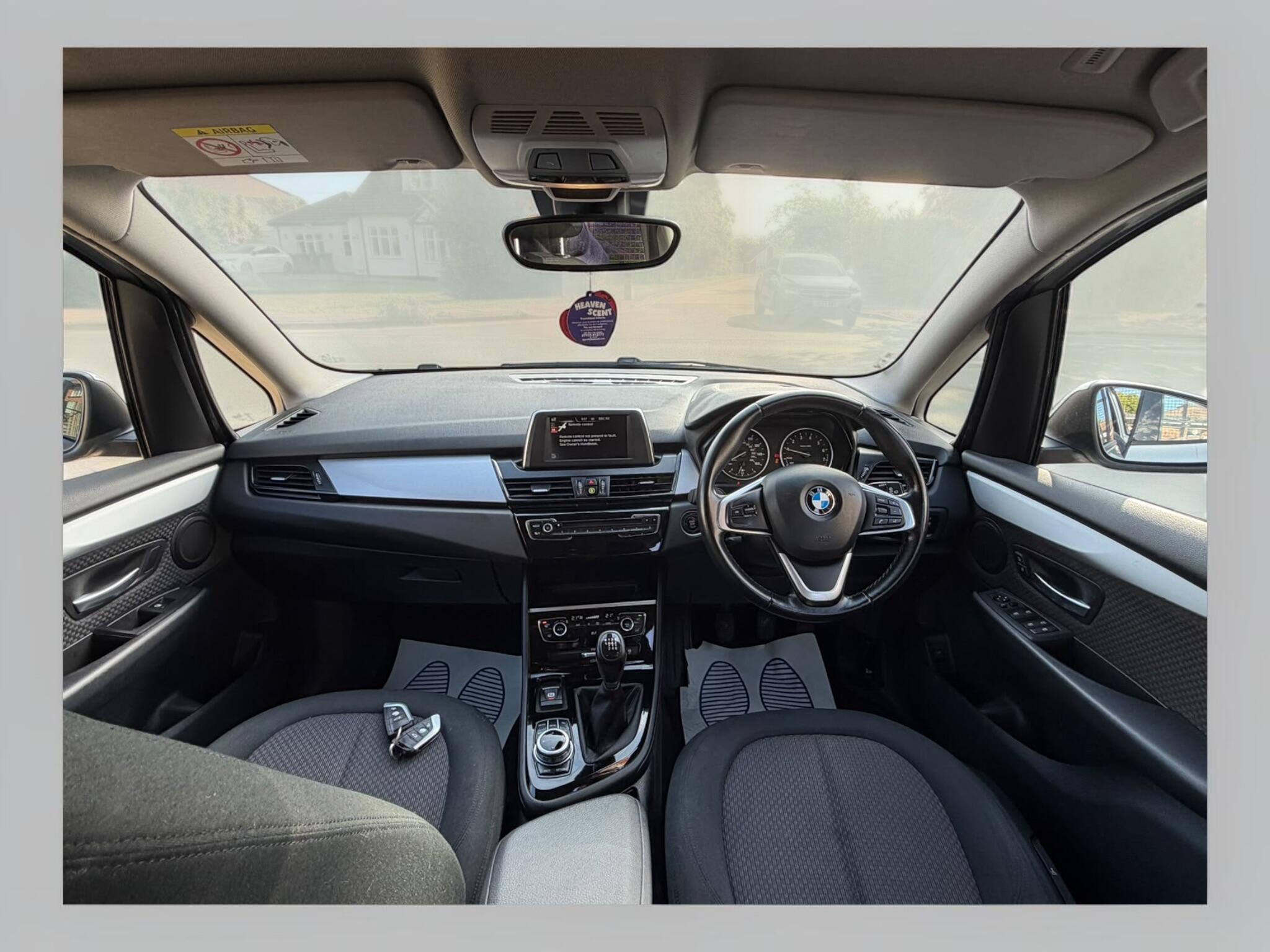 BMW 2 Series view 13