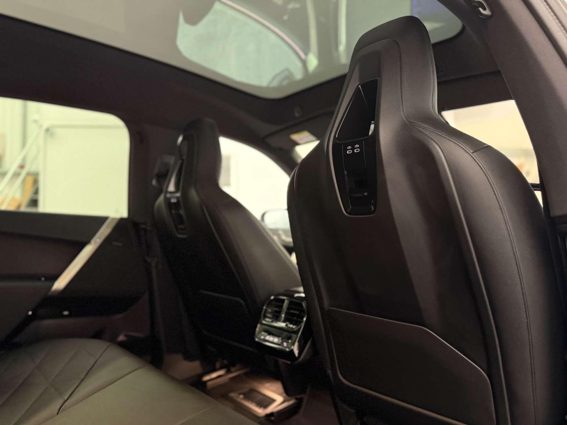 BMW Ix view 22