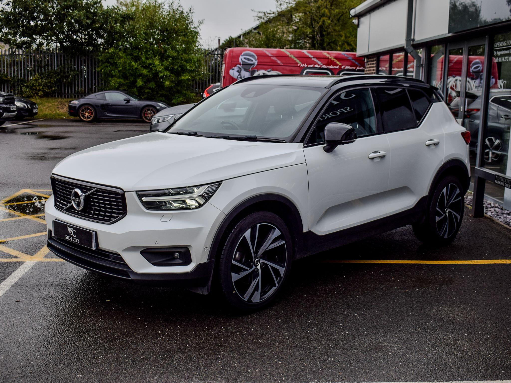 Volvo XC40 view 7