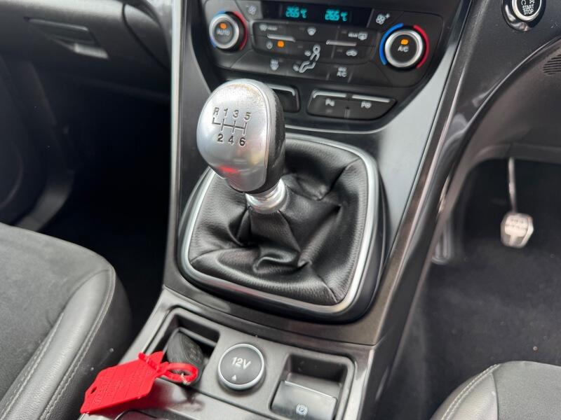 Ford Kuga view 18