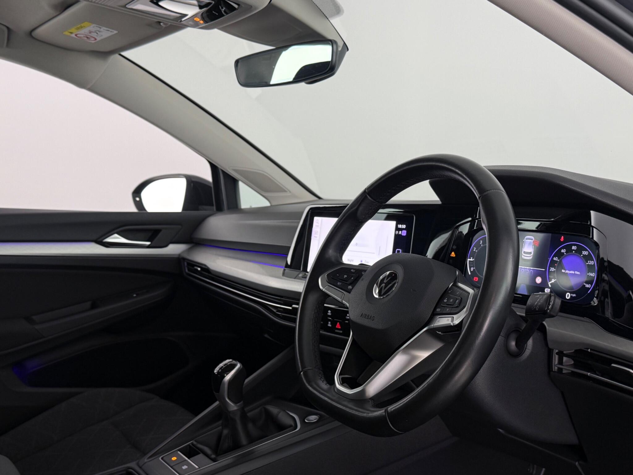 Volkswagen Golf view 3