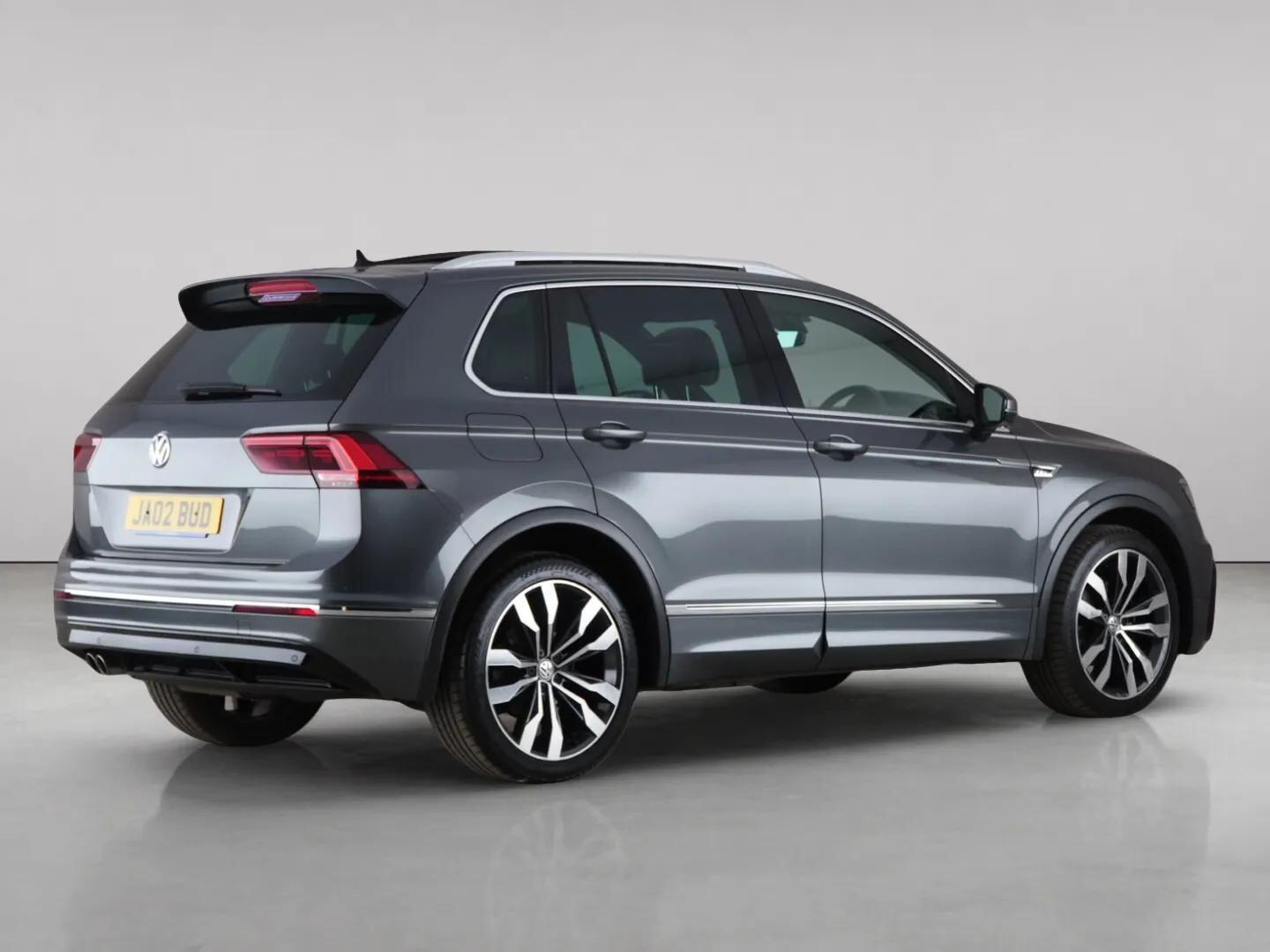 Volkswagen Tiguan view 7