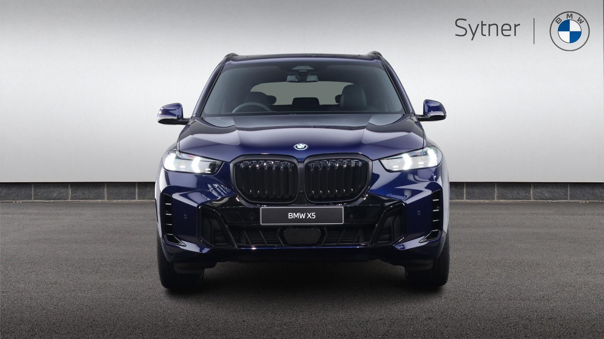 BMW X5 view 16