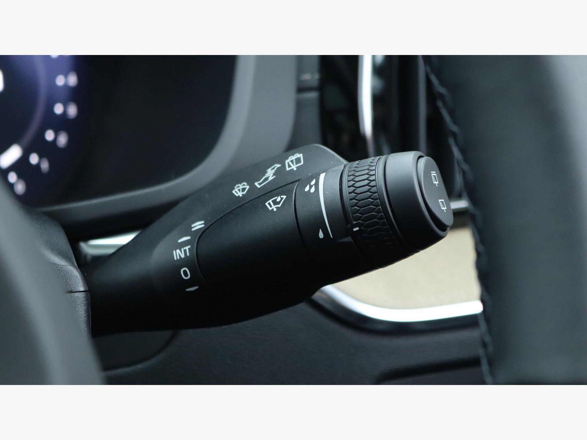 Volvo XC60 view 24