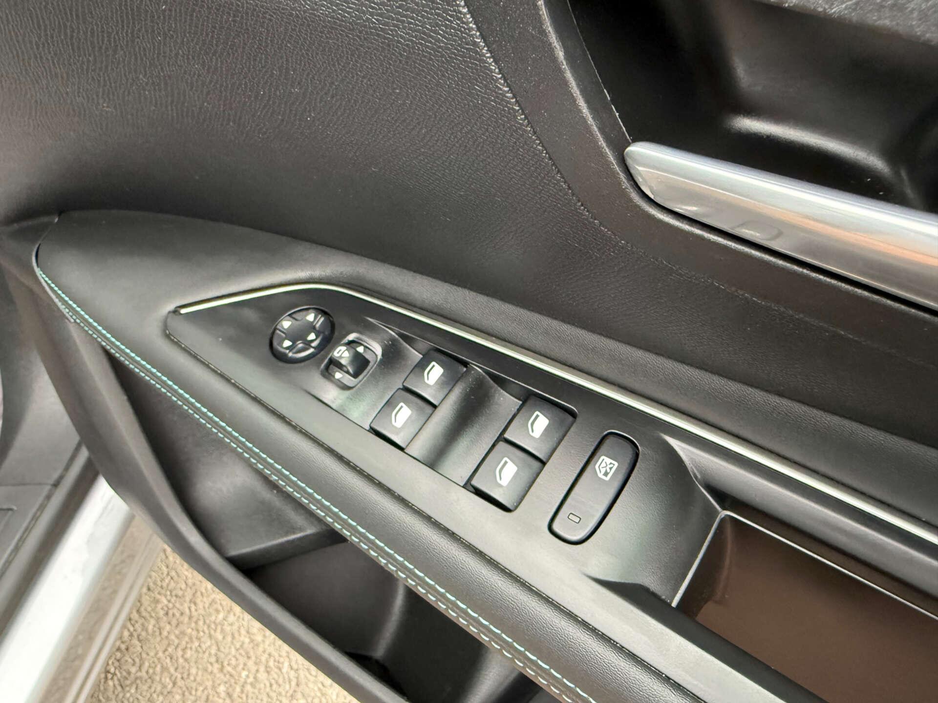 Peugeot 3008 view 35