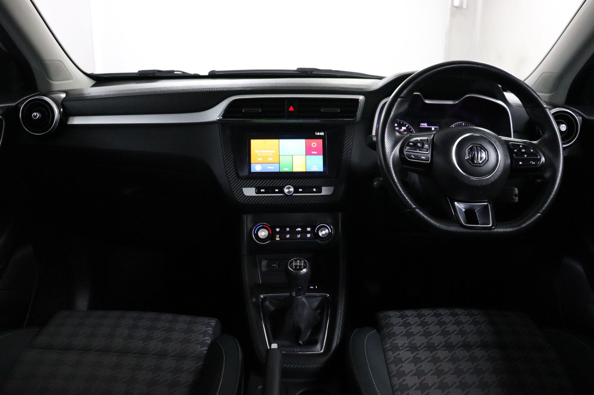 MG MG ZS view 34