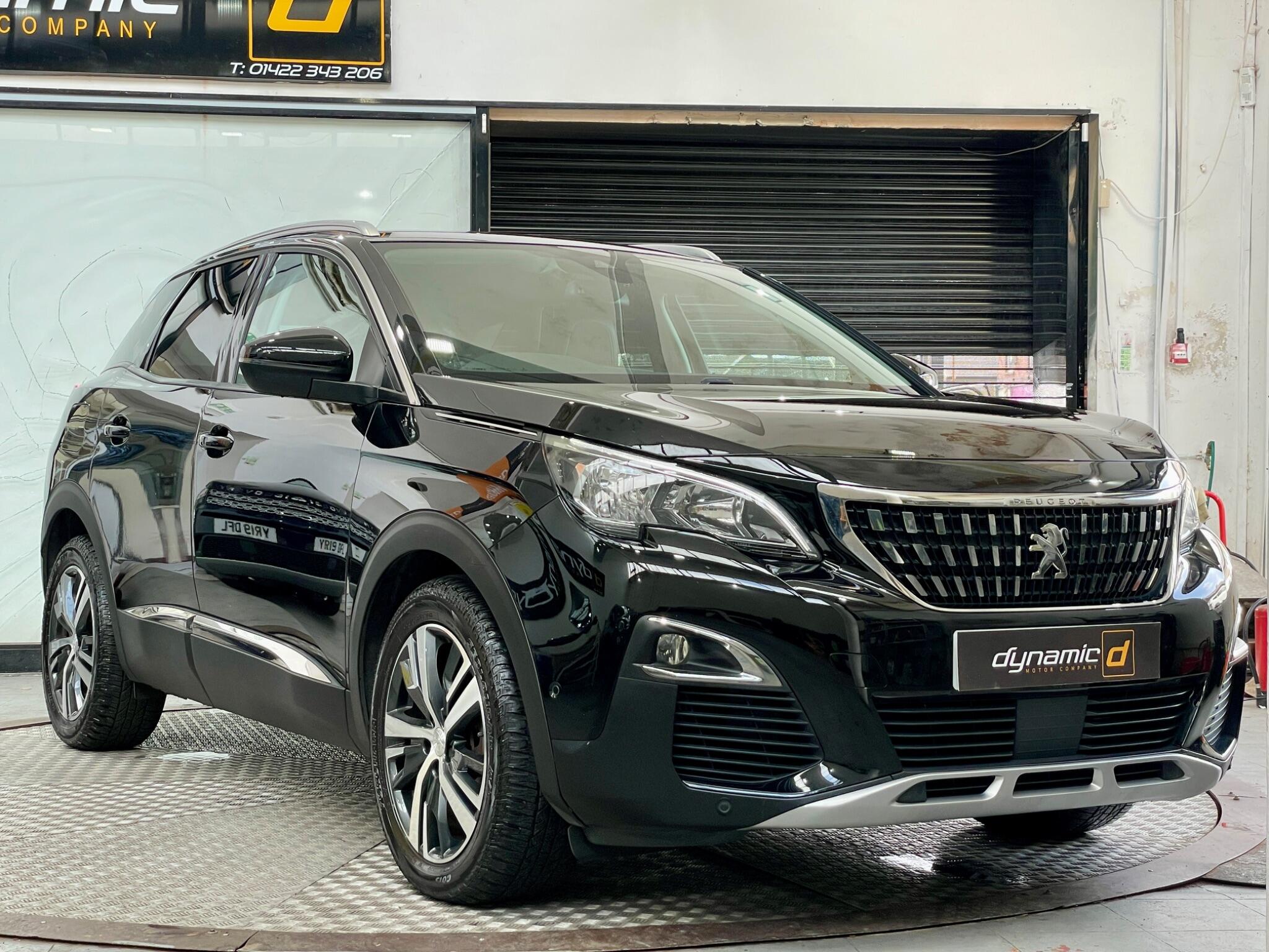 Peugeot 3008 view 2