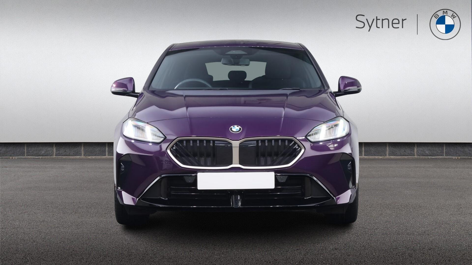 BMW 1 Series view 16
