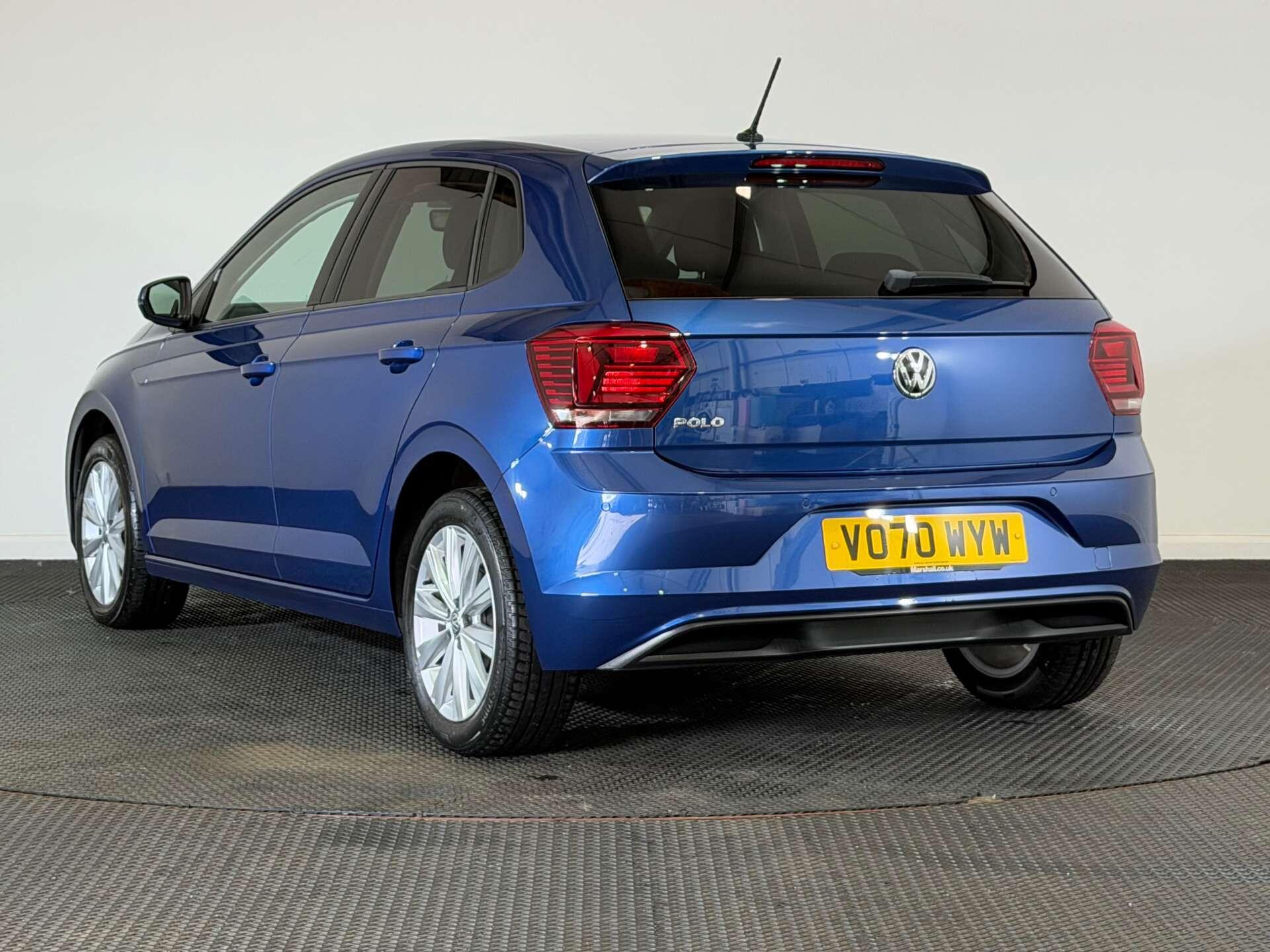 Volkswagen Polo view 5
