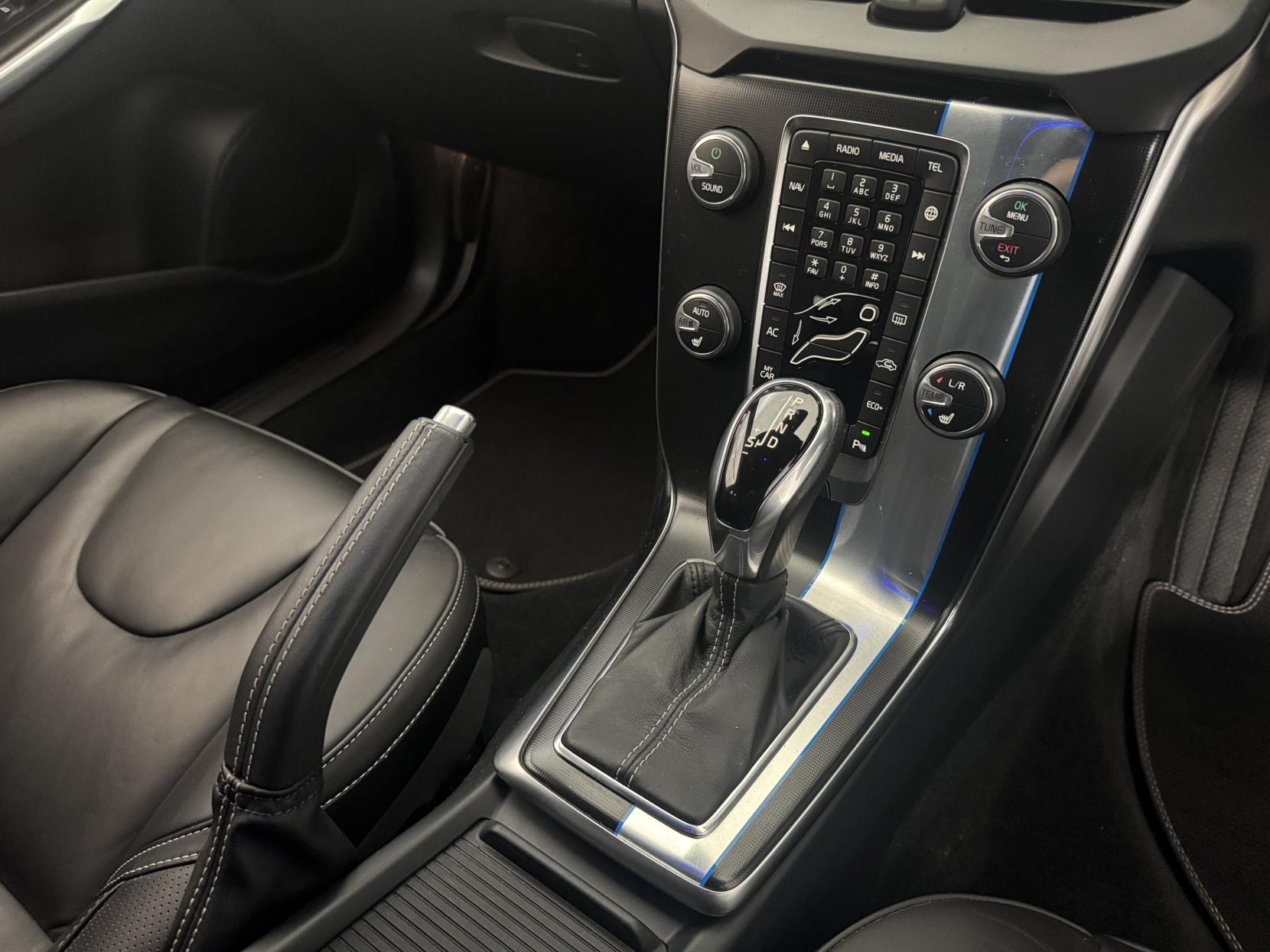 Volvo V40 view 73