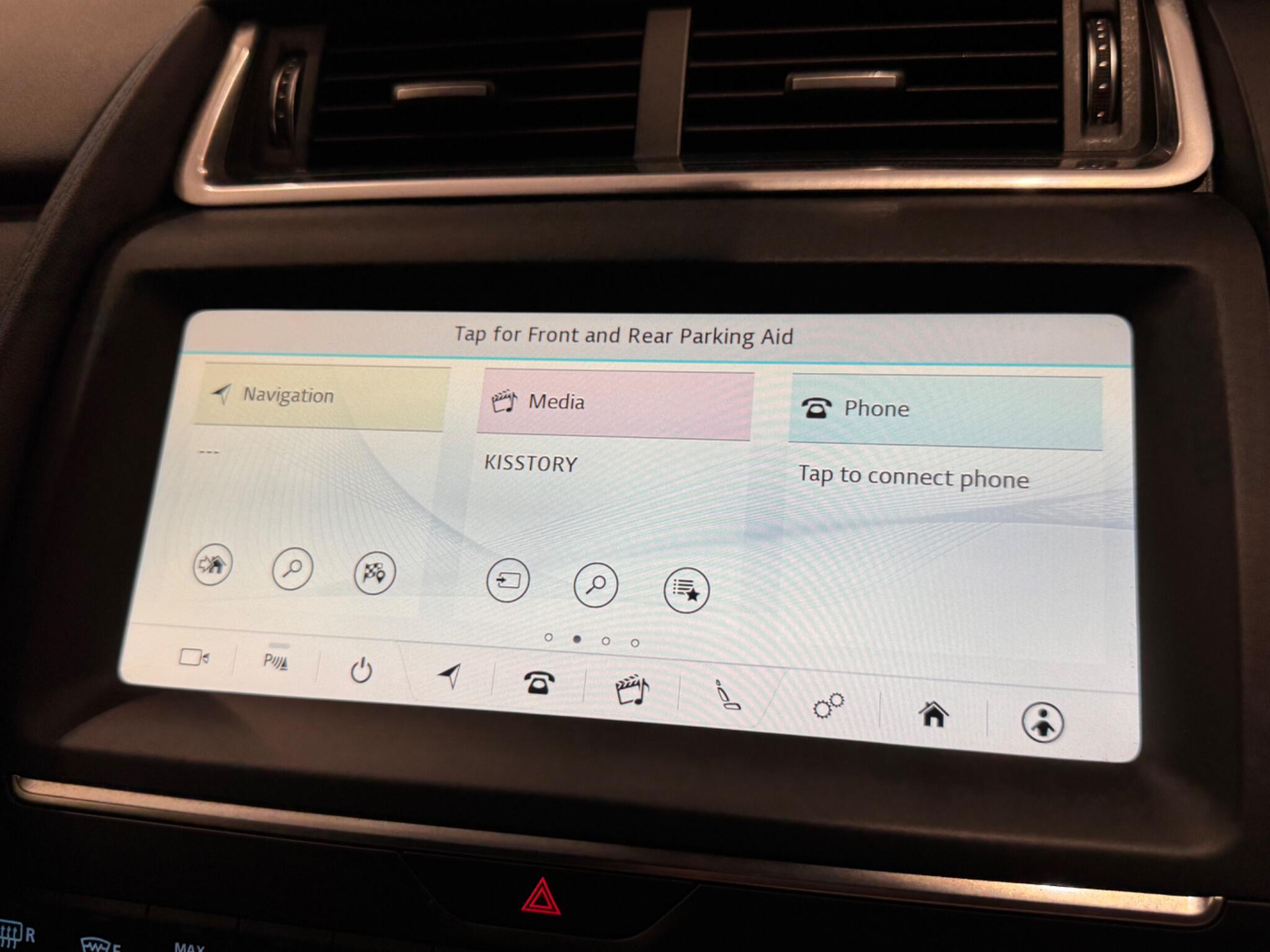 Jaguar E-Pace view 17
