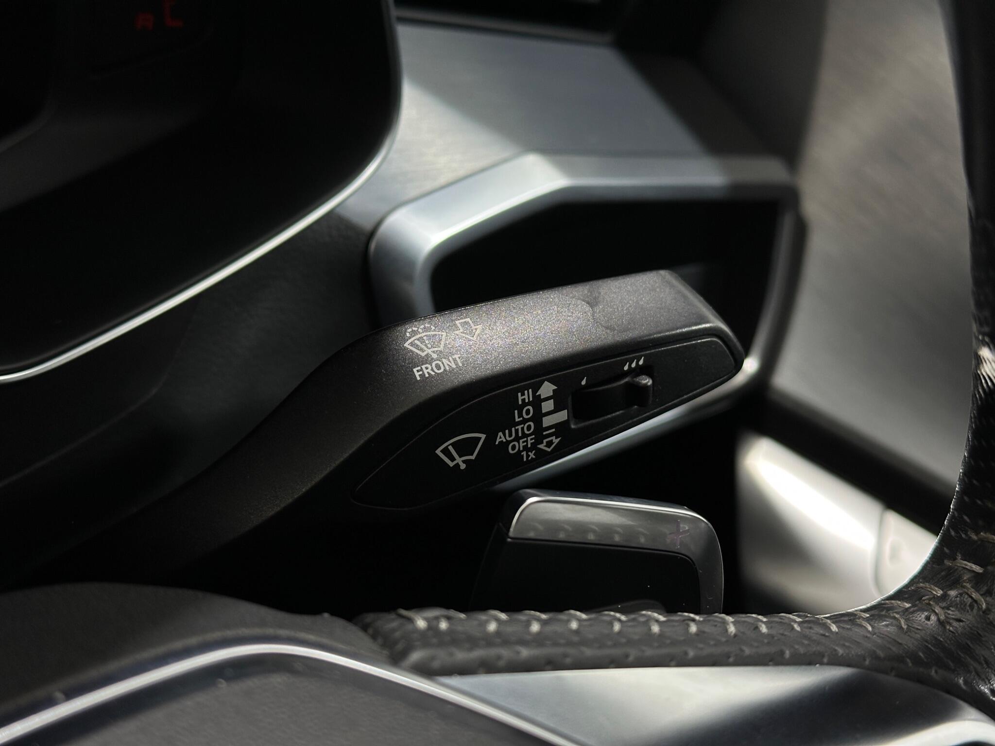 Audi A6 view 17
