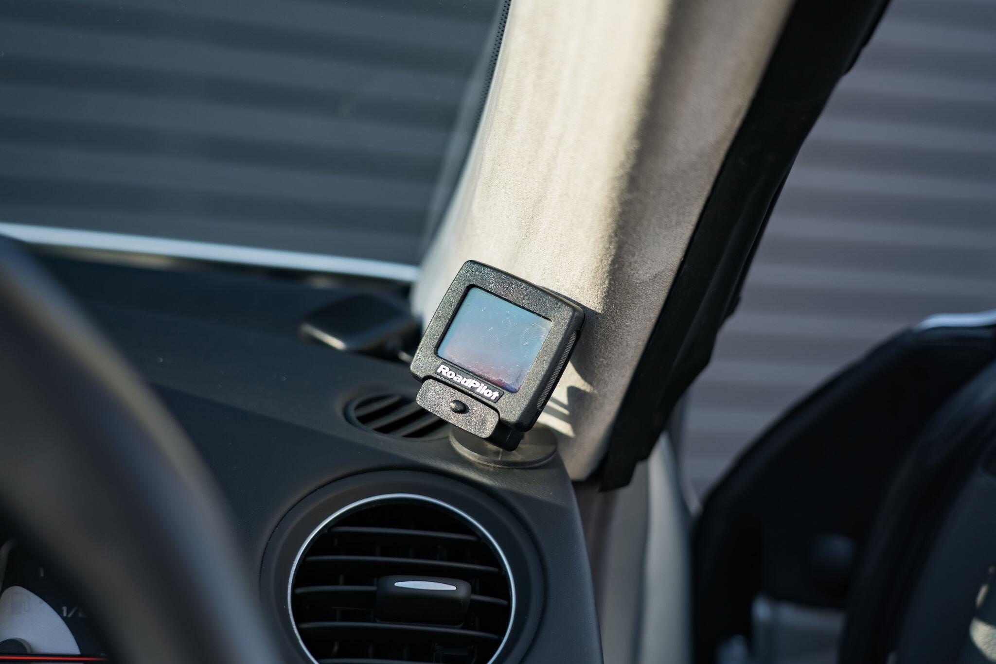 Mercedes-Benz SL view 35