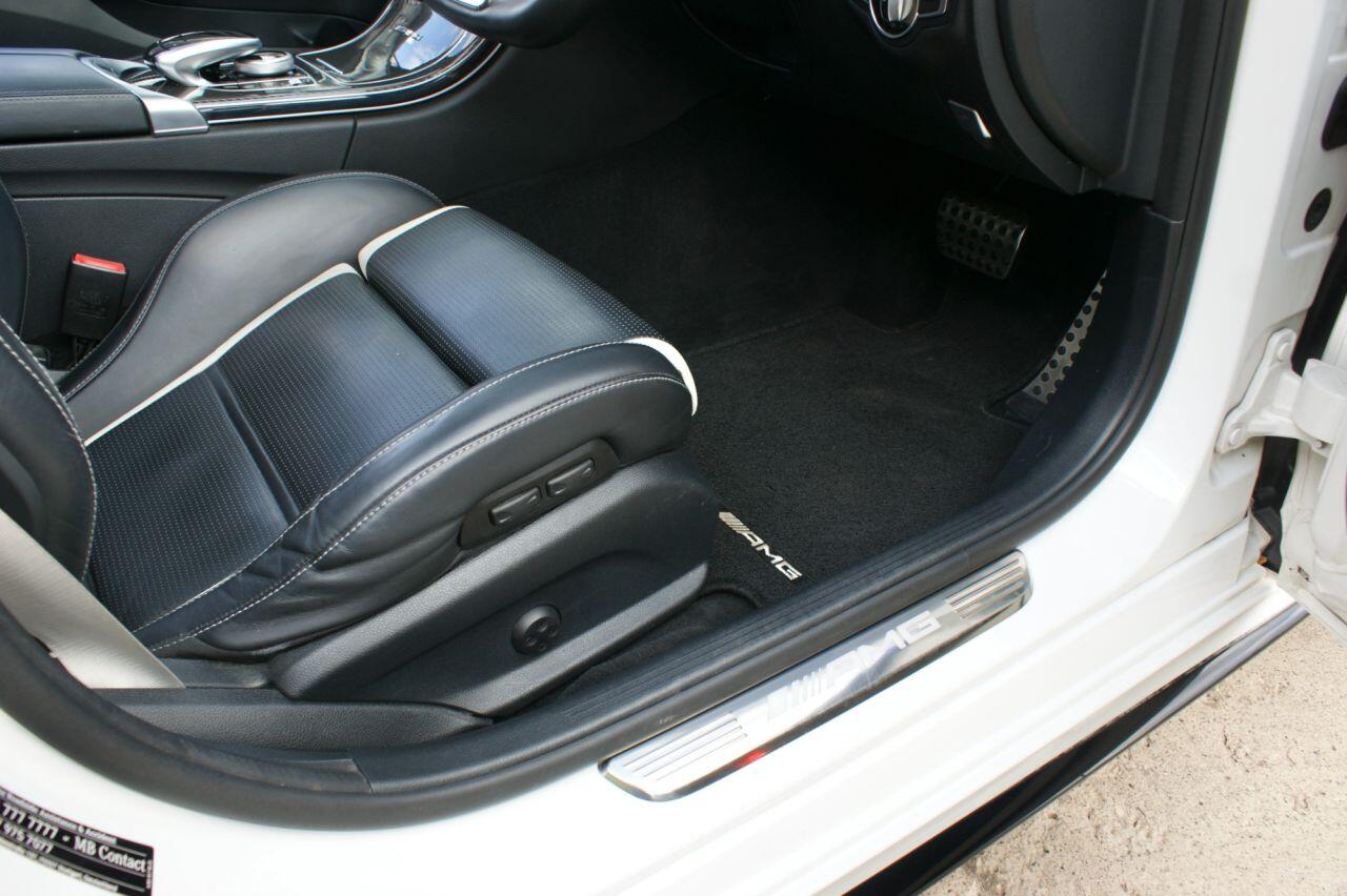 Mercedes-Benz C Class view 47