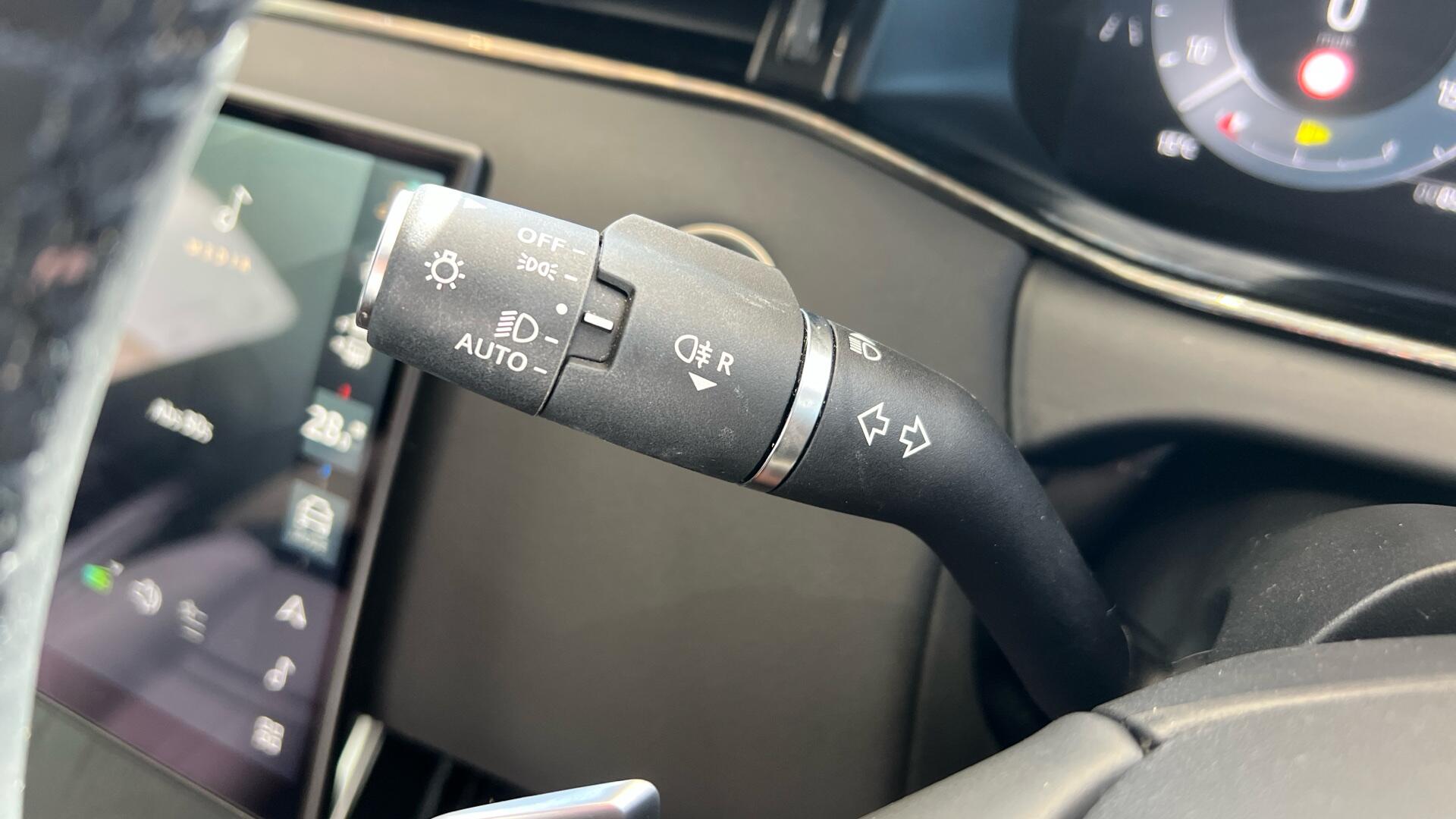 Land Rover Range Rover Evoque view 47