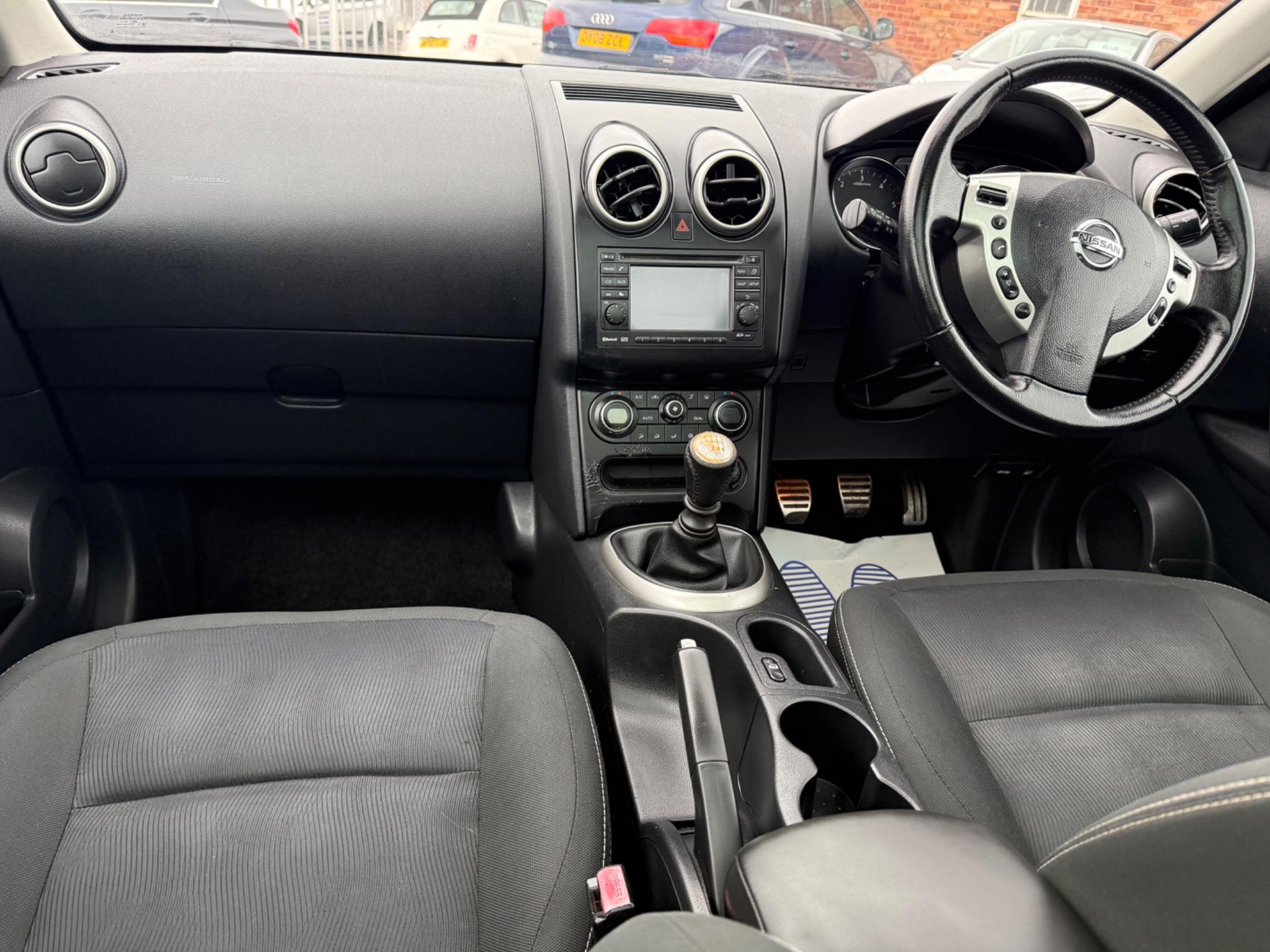 Nissan Qashqai view 25