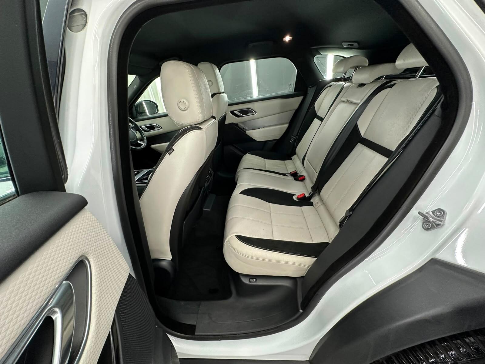 Land Rover Range Rover Velar view 36
