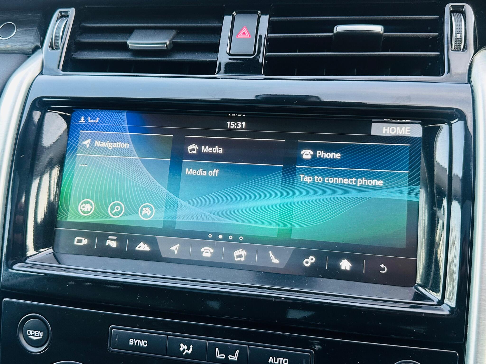 Land Rover Discovery view 43