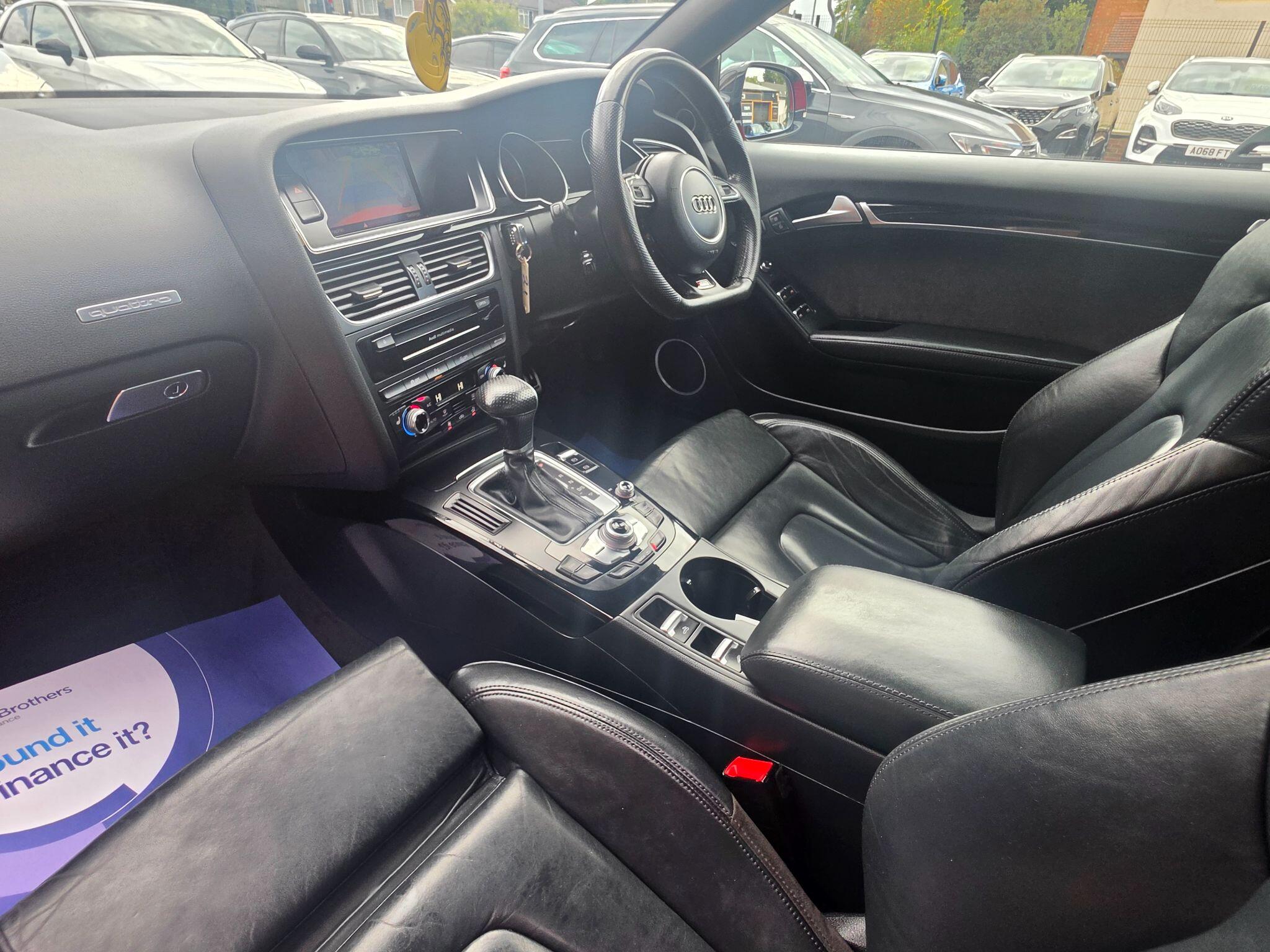 Audi A5 Cabriolet view 29