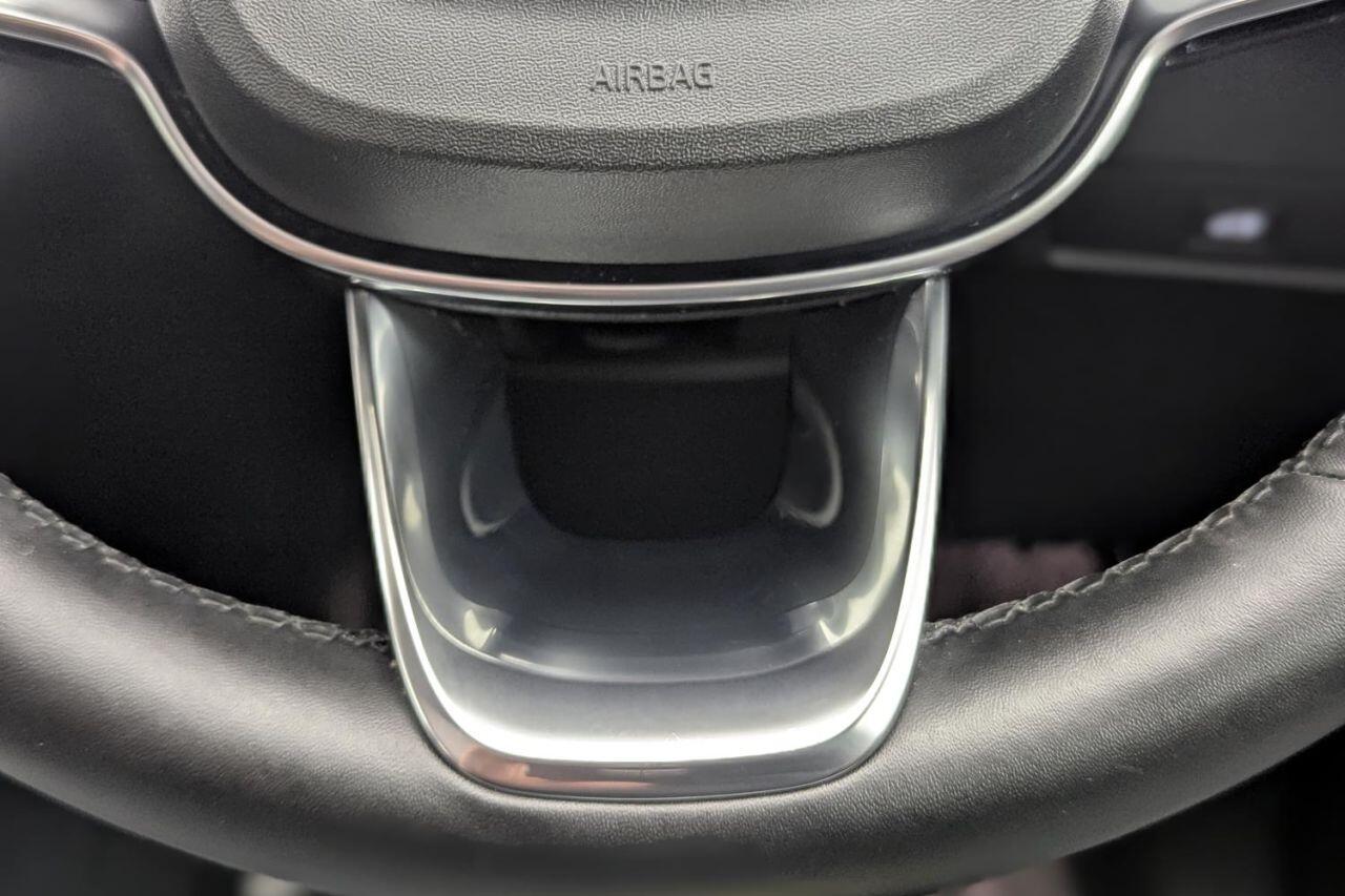 Volvo C40 view 30