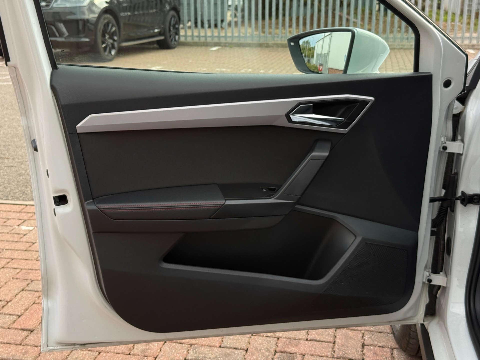 Seat Arona view 40