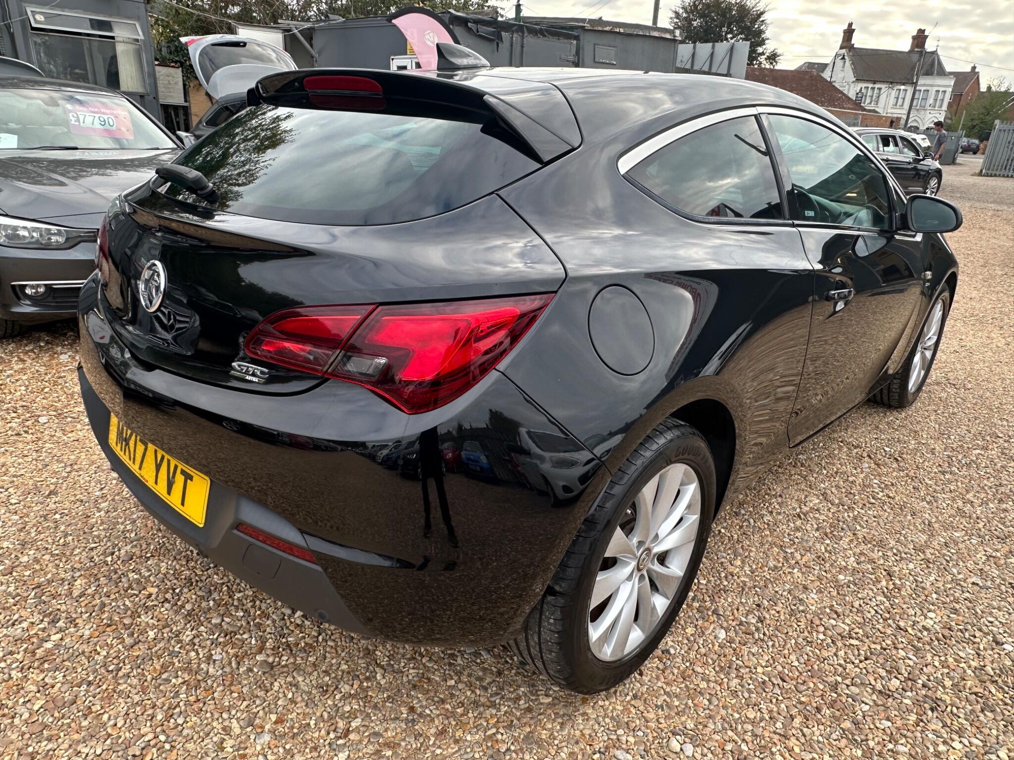 Vauxhall Astra GTC view 12
