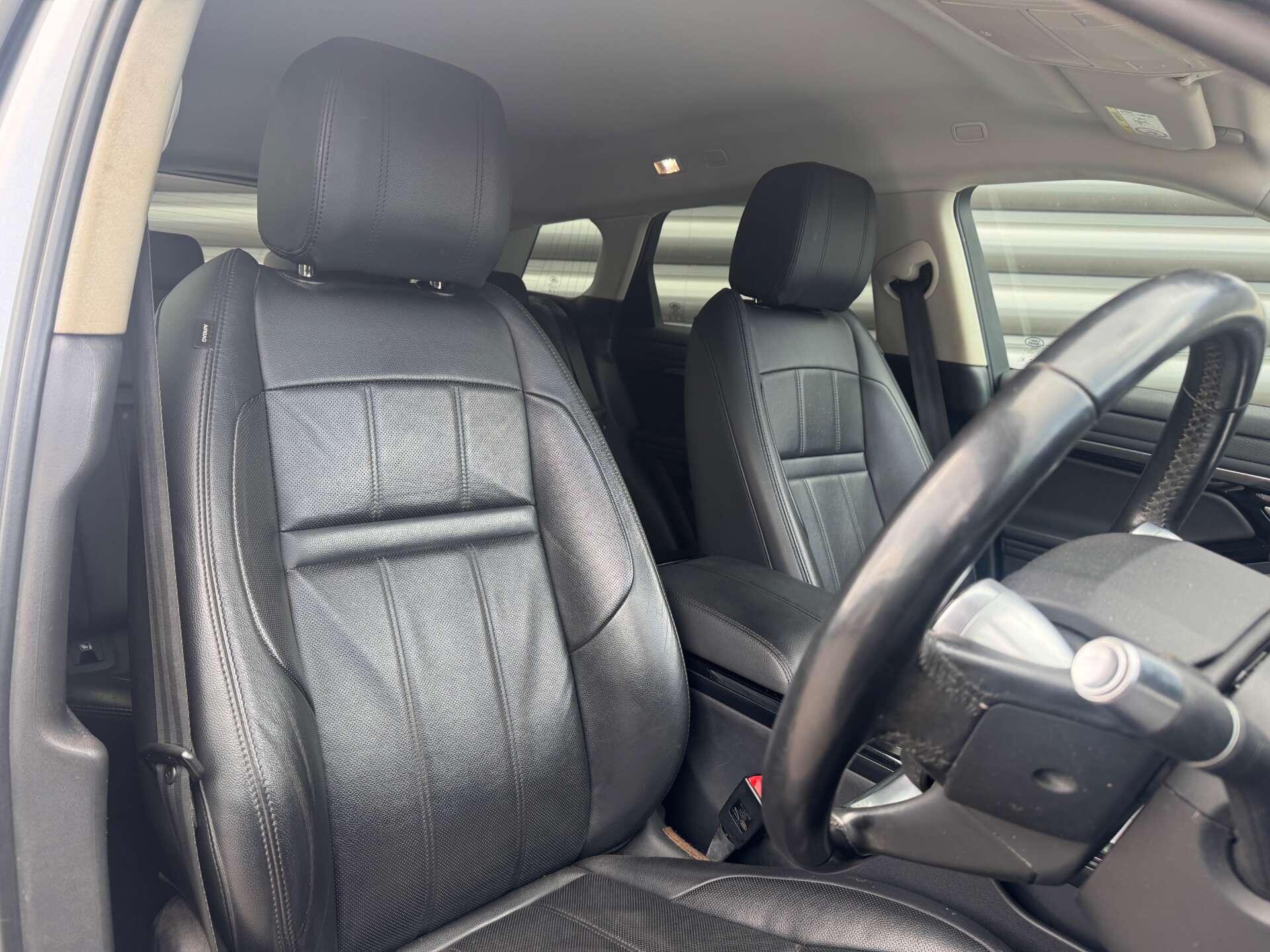 Land Rover Range Rover Evoque view 28