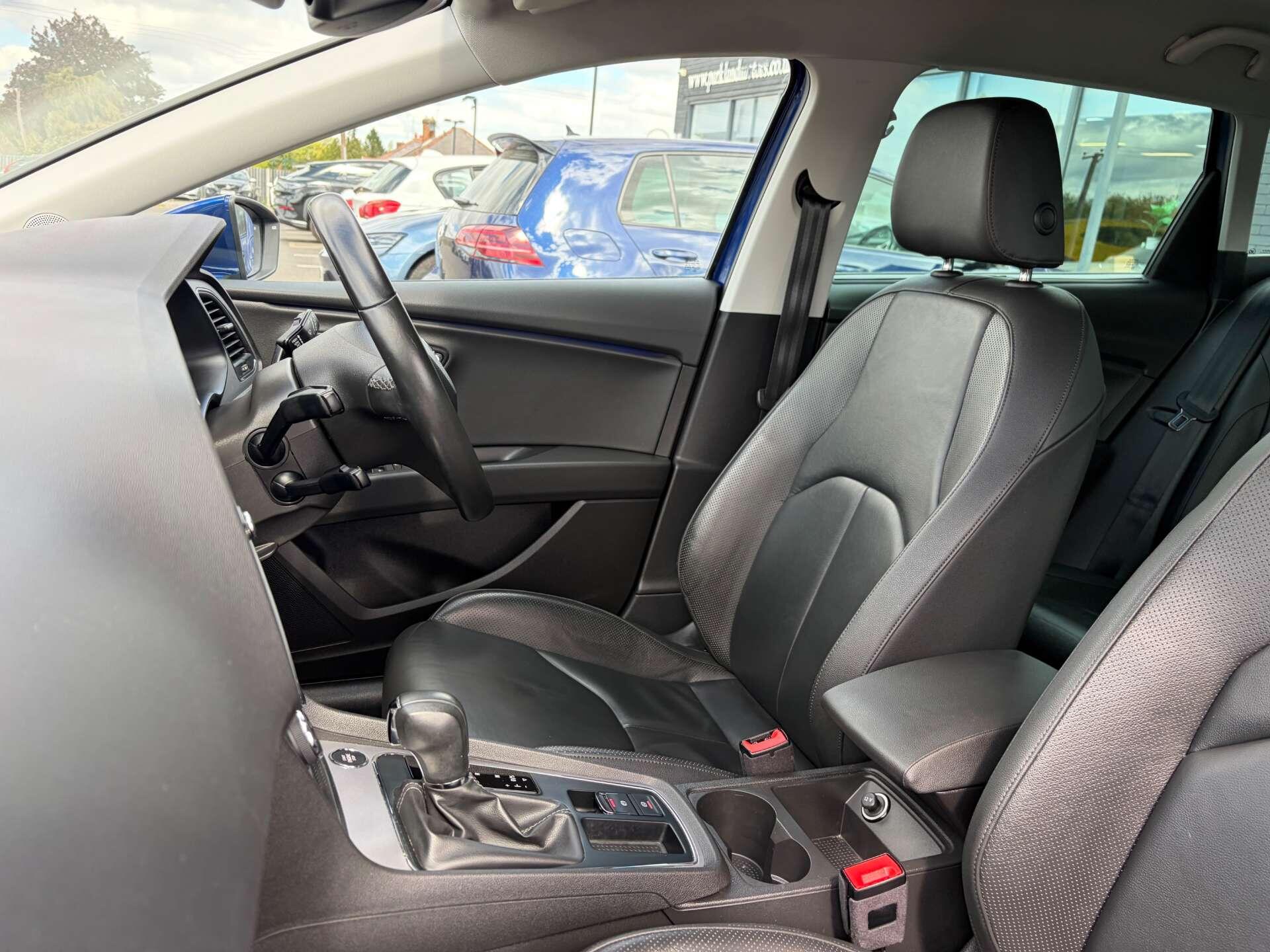 Seat Leon Leon view 18