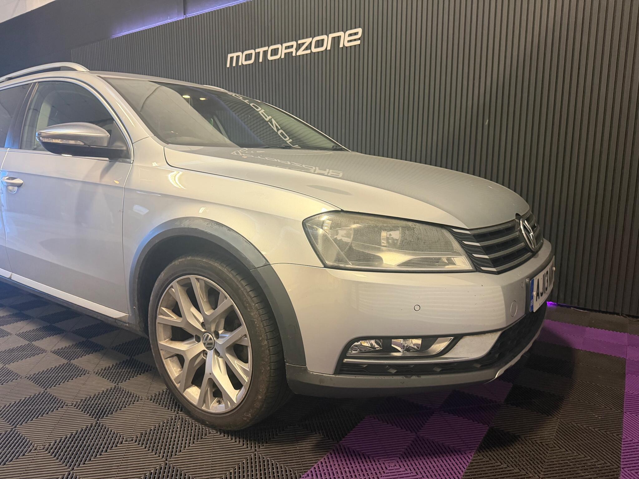 Volkswagen Passat view 18
