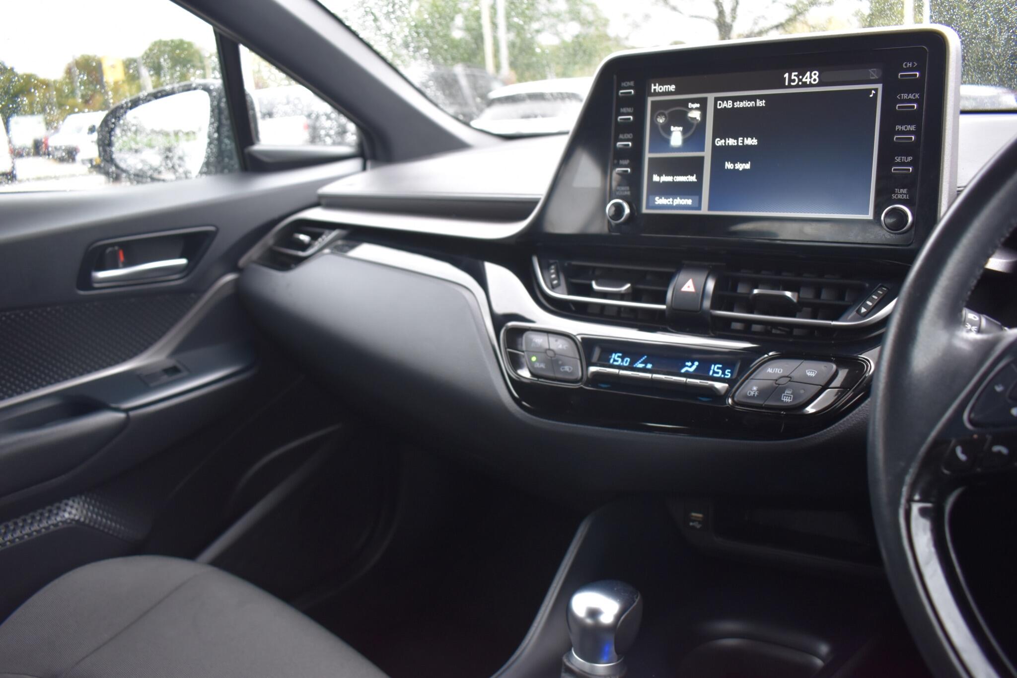 C-HR - 1.8 VVT-h Icon CVT Euro 6 (s/s) 5dr - Image 21