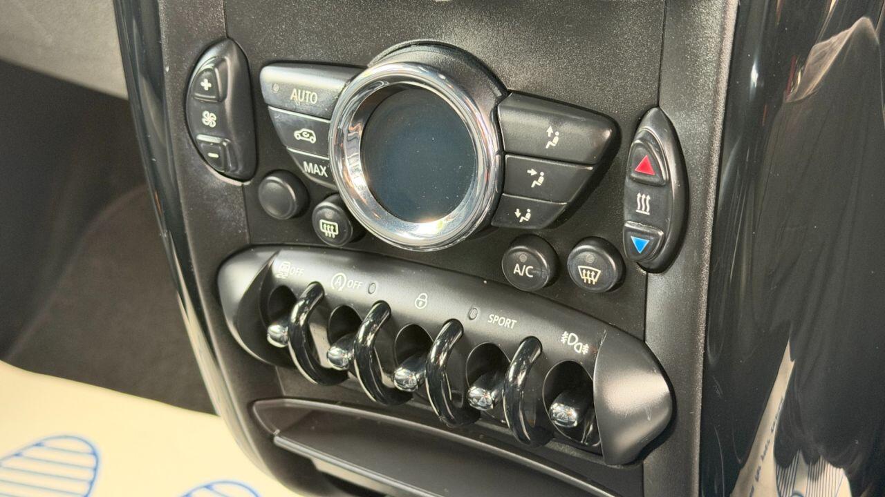 Mini Countryman view 19