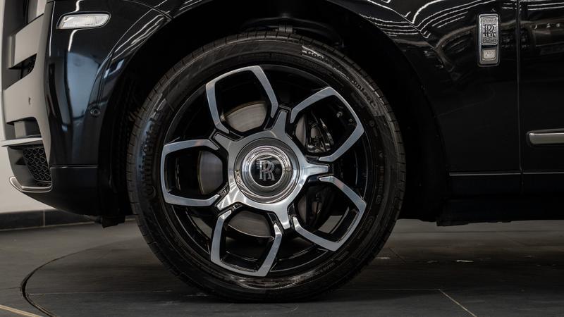 Rolls-Royce Cullinan view 13
