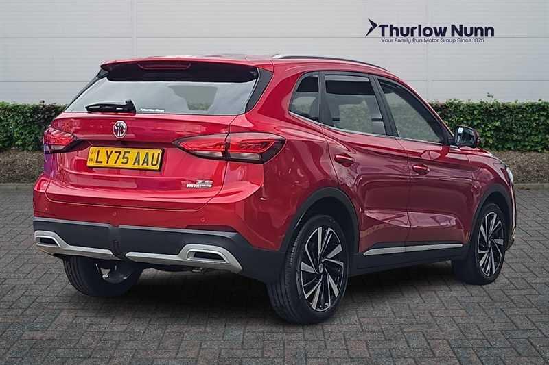 MG ZS view 3