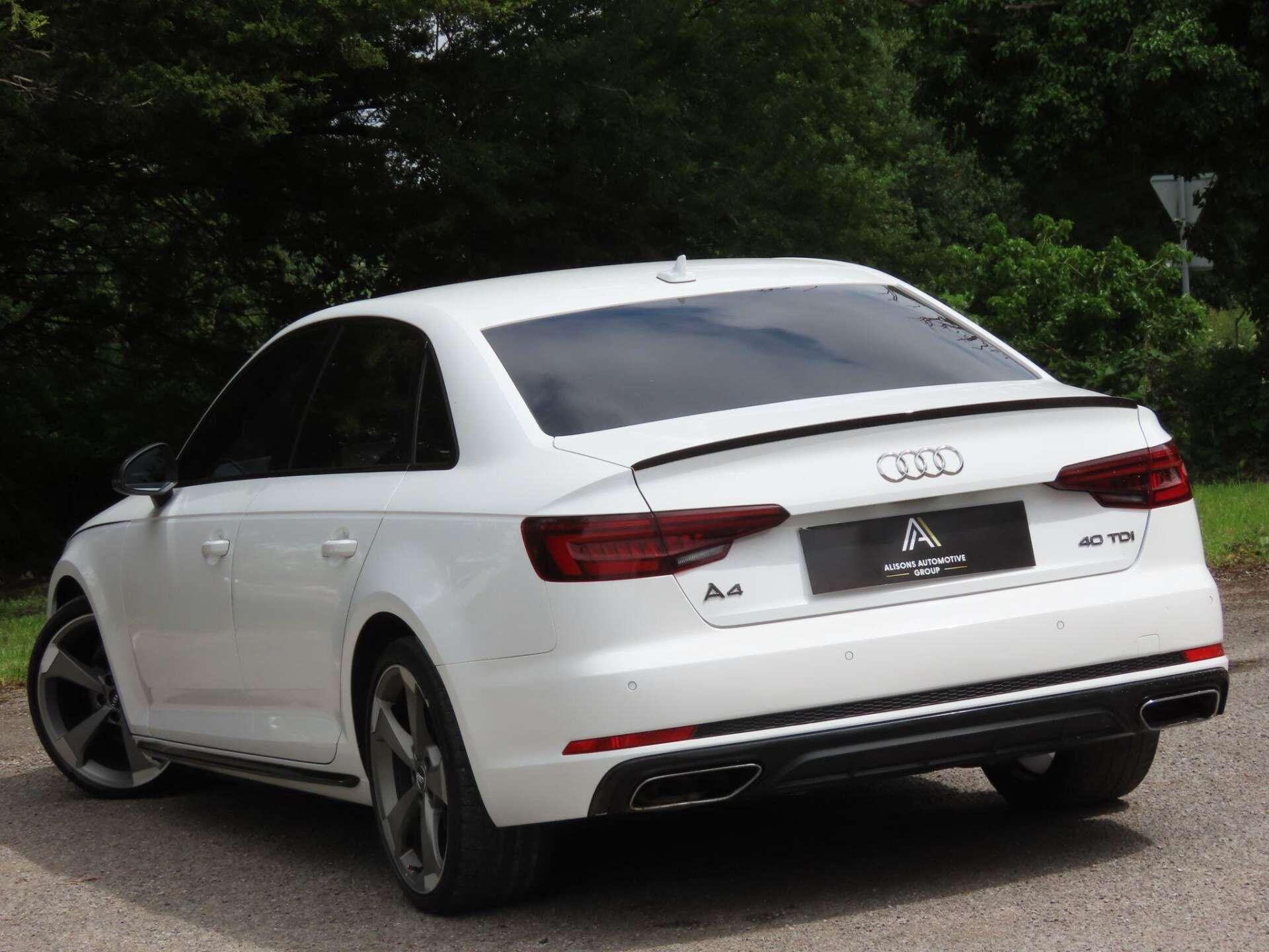 Audi A4 view 7