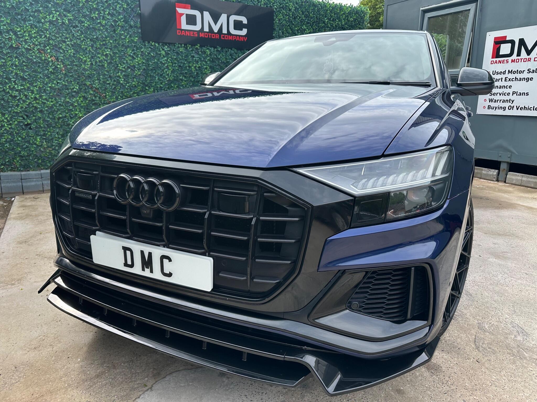 Audi Q8 view 62