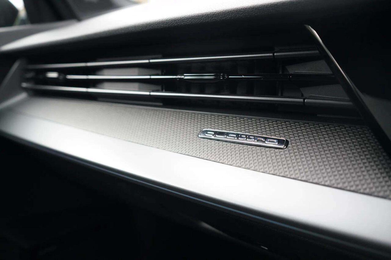 Audi RS3 view 42