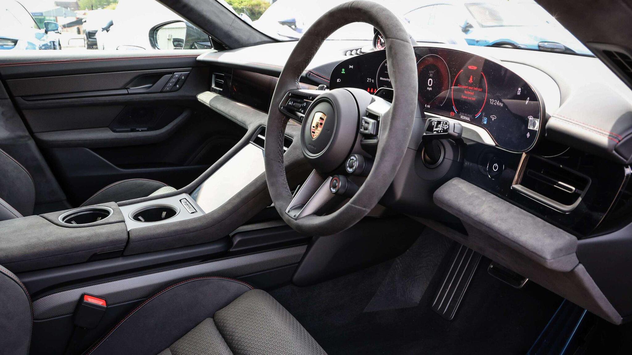 Porsche Taycan view 12