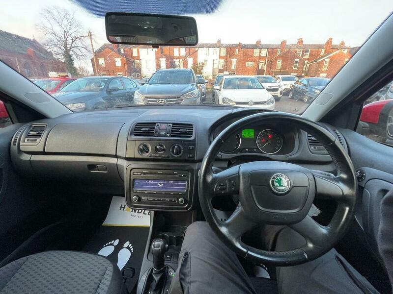 2010 Skoda Fabia image 40