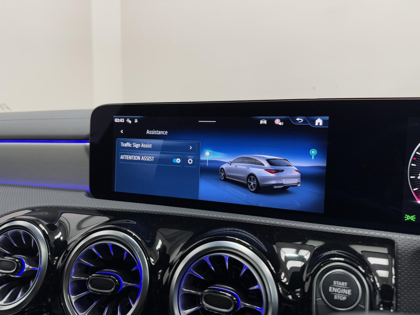Mercedes-Benz Cla view 31