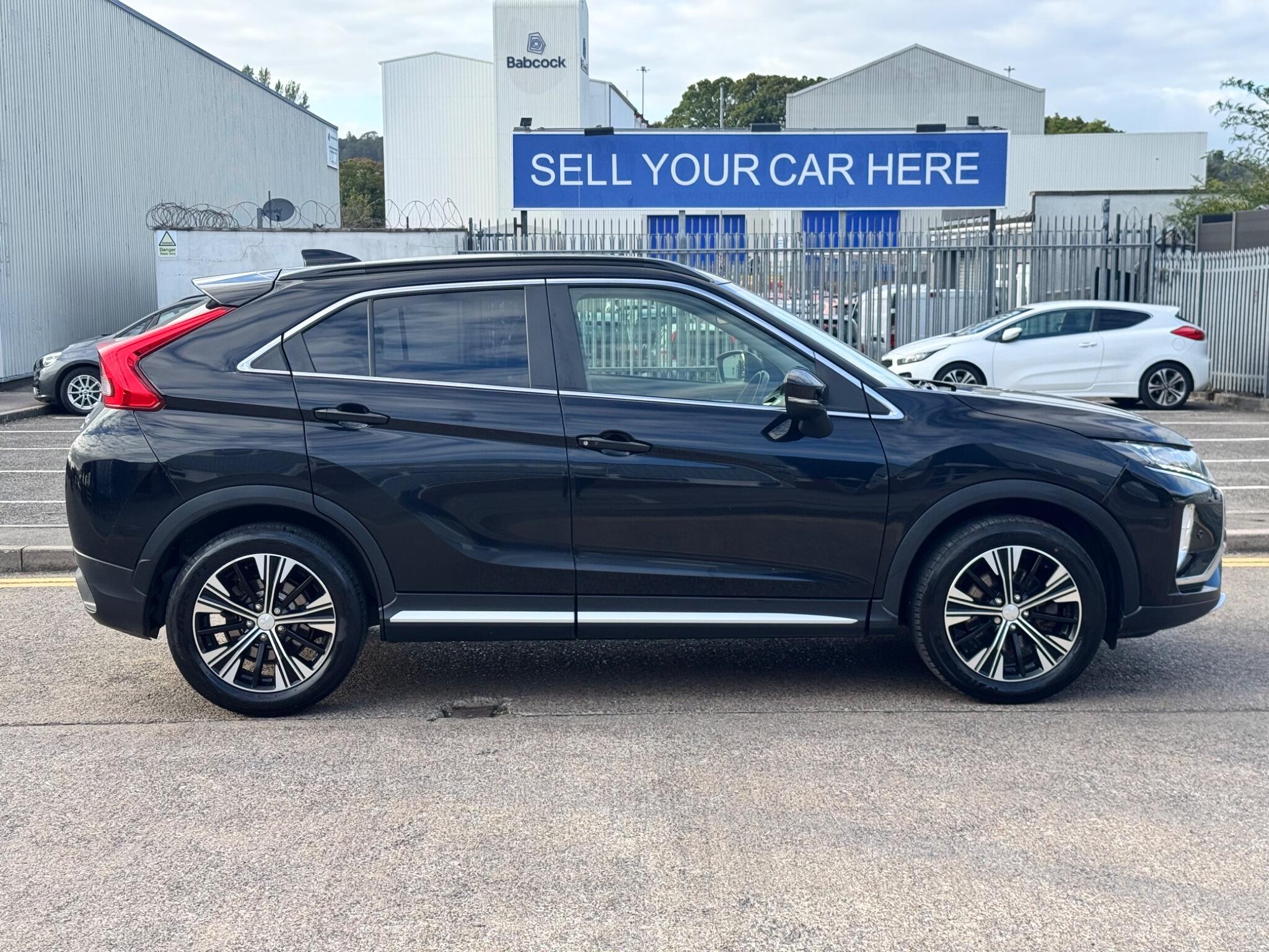 Mitsubishi Eclipse Cross view 15